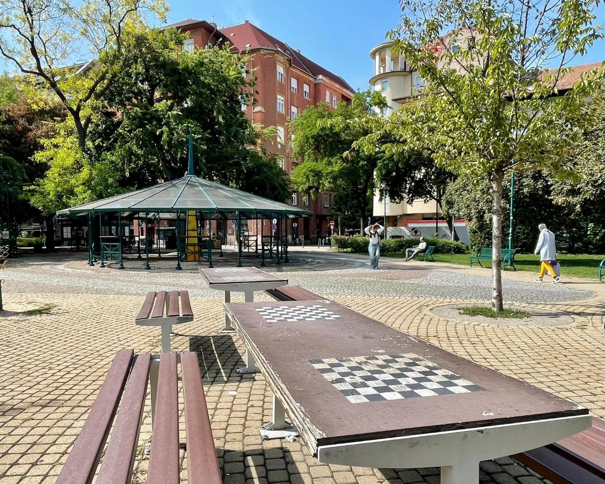 - Free Garage, Ac, Balcony, Wi-fi Budapeszt
